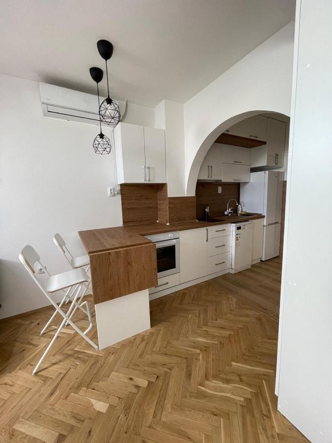 Stella Appartment Novi Sad Bagian luar foto